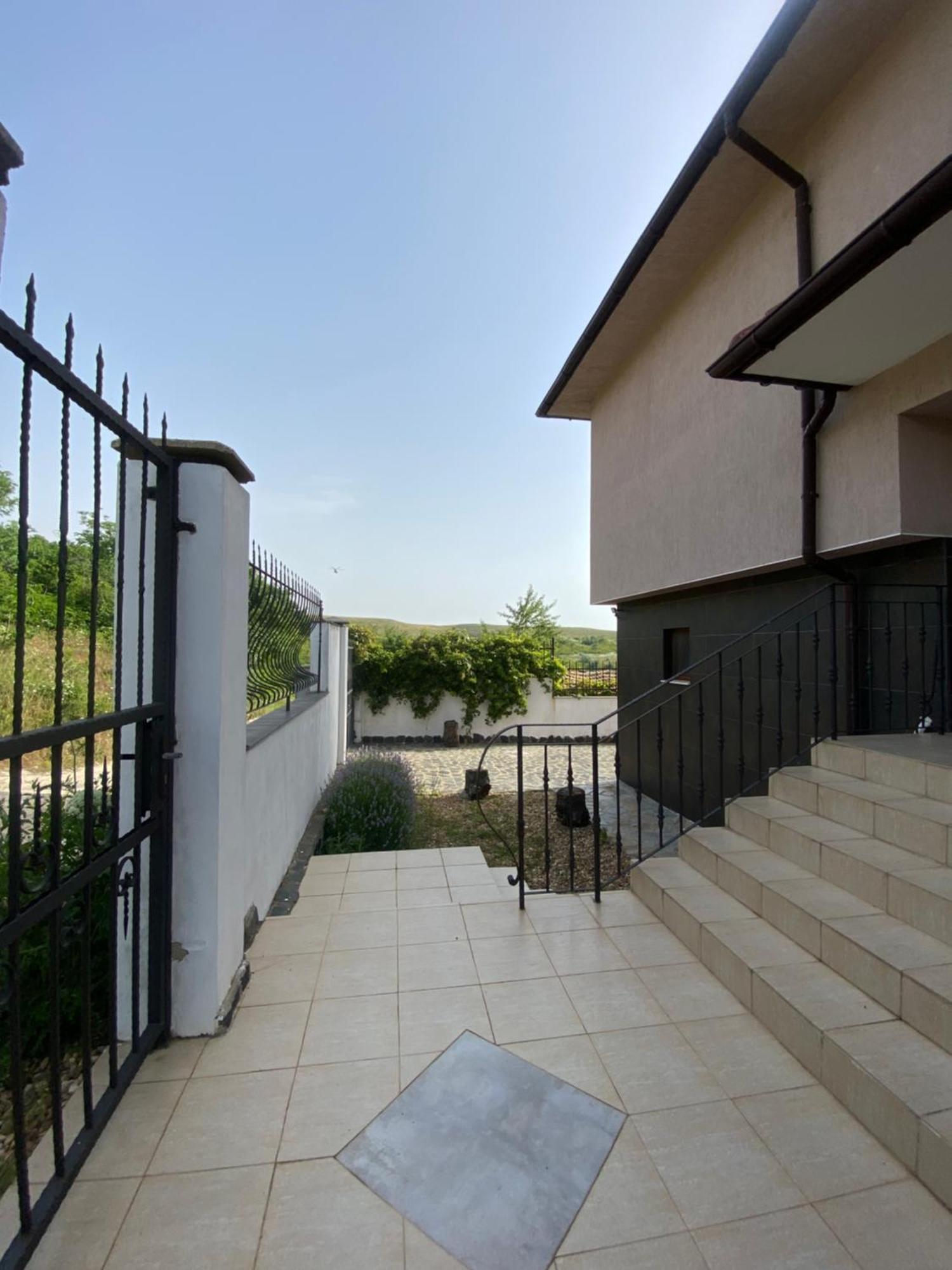 Sea Sunrise Vila Balcic Exterior foto